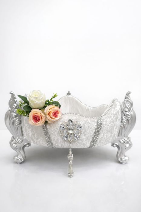 Сырға салу топтамасы