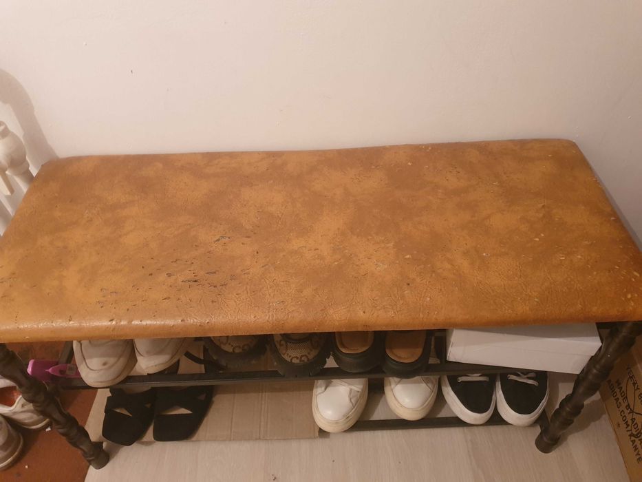 СРОЧНО САТЫЛАДЫ Тумбочка , полка