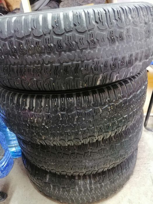 Продам шины Нива