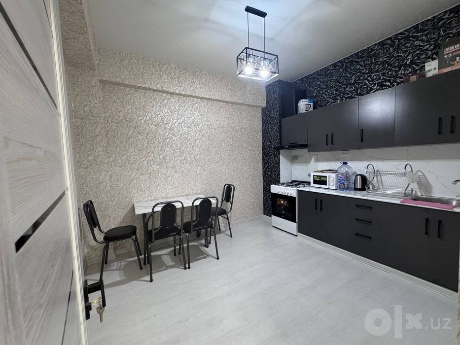 Продаётся 2 комнатная квартира на ул. Бобур, ЖК Airport House
