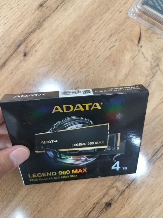 SSD nvme m2 Adata legend 960max 4tb