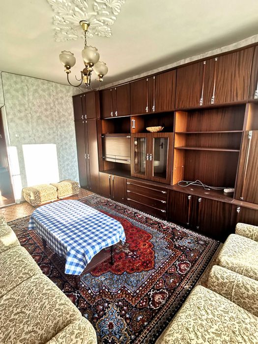 Дава се под наем Двустаен апартамент в Бургас, Славейков - 42 кв.м за 153 € - Снимка #1