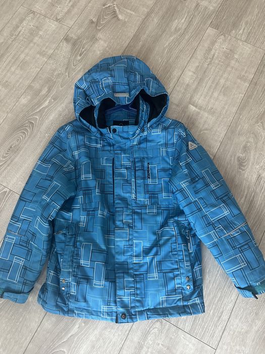 Куртка р.122 (6-7)