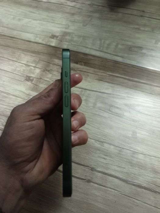 Iphone 13 ideal holatda karobka bor chexol bonus