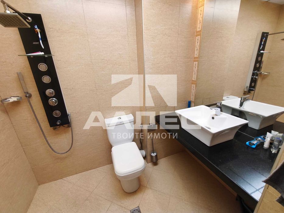 Продава се Тристаен апартамент в София, Студентски град - 120 кв.м за 1360 €/кв.м - Снимка #15