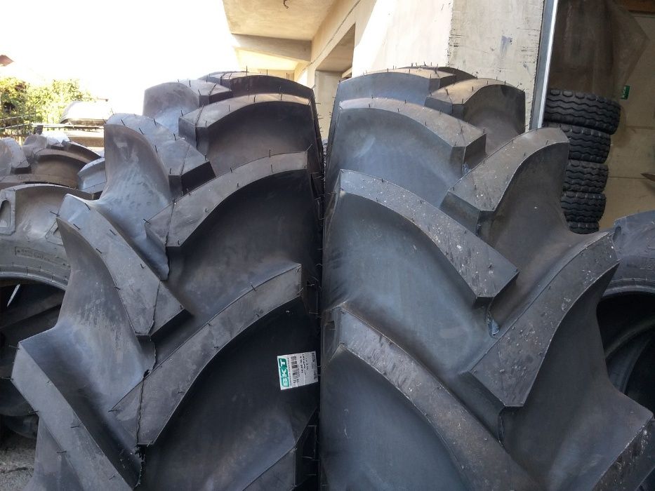 Cauciucuri noi 14.00-38 BKT 8 pliuri garantie 2 ani u650 spate tractor