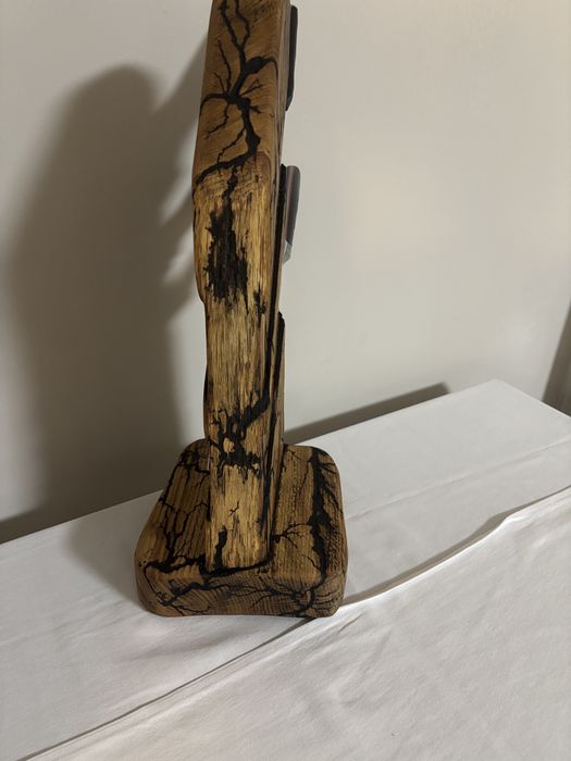 Магнитна поставка за ножове