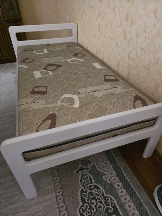 Кровать односпальный