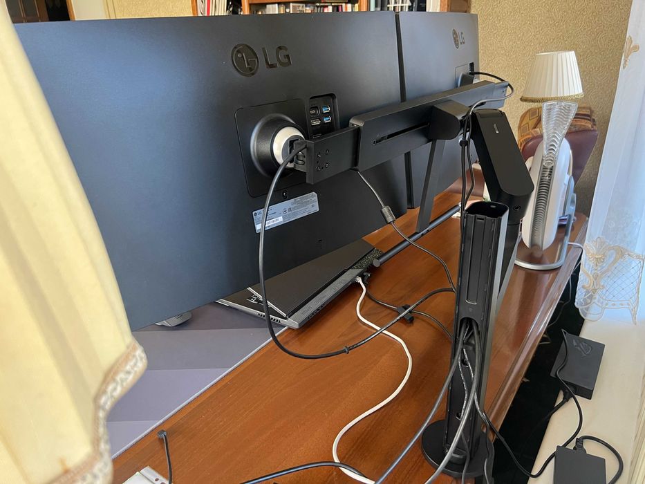 Мониторы LG 27QP88D-PD