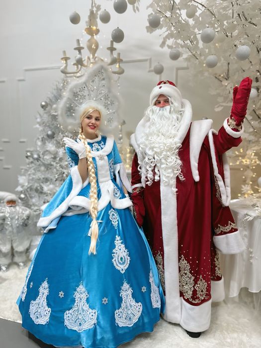 Новогодние утренники для школ