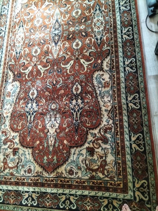 Продам шерстяные ковры