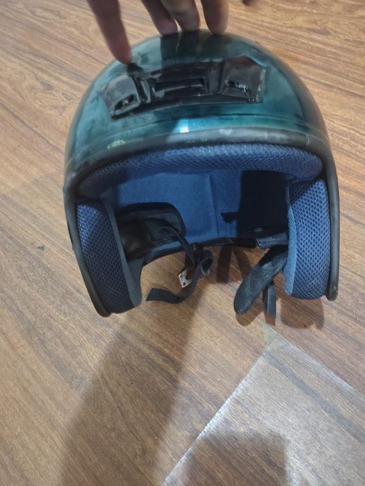 Каска для мопеда