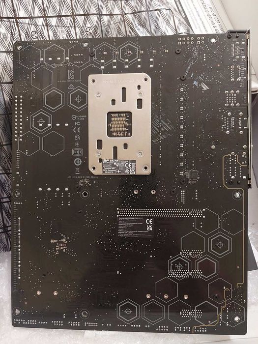 ASUS TUF B650 Plus Wi-Fi (със ЗАБЕЛЕЖКА)