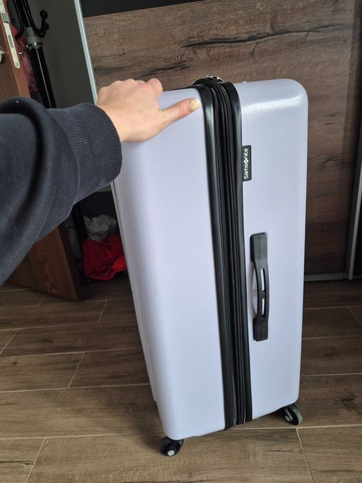 Samsonite куфари с размери 74х47х32 см