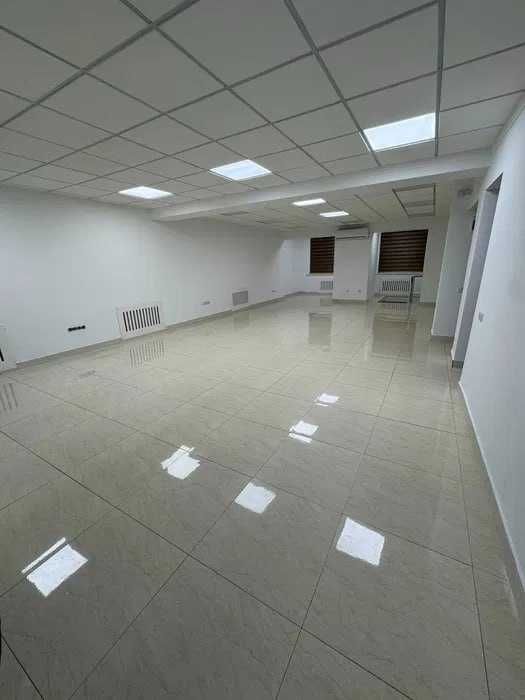 Топ-локация! Помещение 144 м² на Кичик Халка Йул. аренда и продажа R15