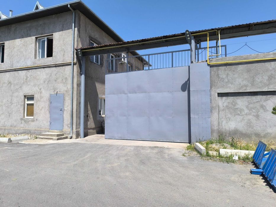 ХХХ Продаётся склад 30 соток  Сергели  рн