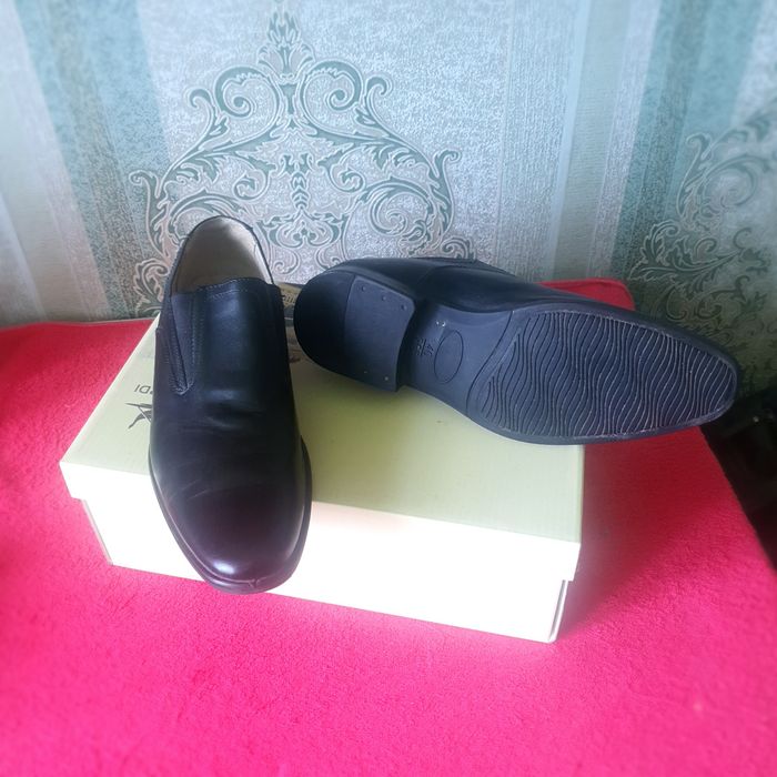 Мужские кожаные туфли