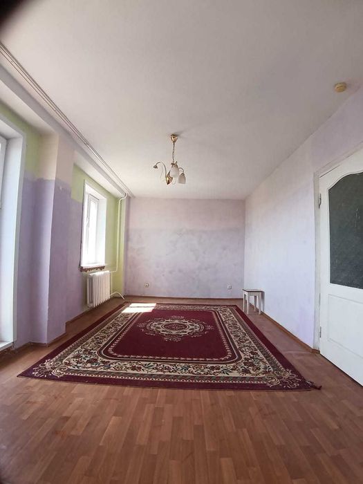 Продаётся 2 комн квартира