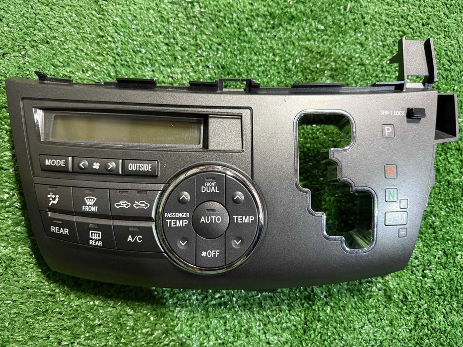 Блок управления климат-контролем Toyota Estima  ACR50/55