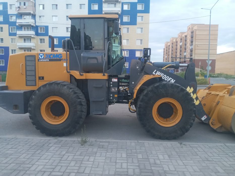 Погрузчик 3х кубовый