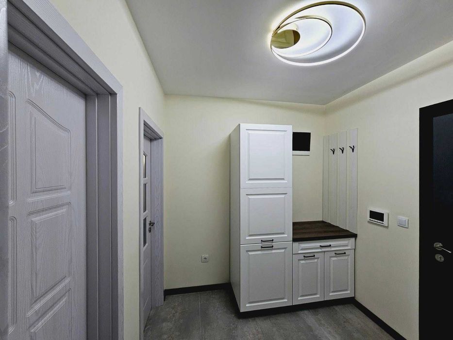 Дава се под наем Двустаен апартамент в Пловдив, Христо Смирненски - 80 кв.м за 662.49 € - Снимка #5