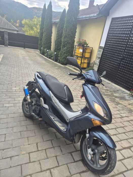 Yamaha maxster 125
