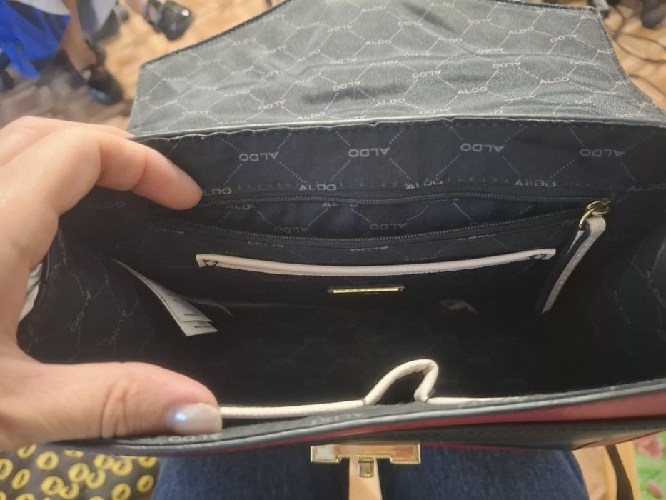 Дамски чанти без забележка