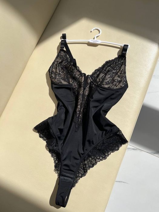 Корсеты, боди, комплекты нижнее белье