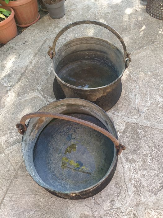 Медни бакъри 2 броя