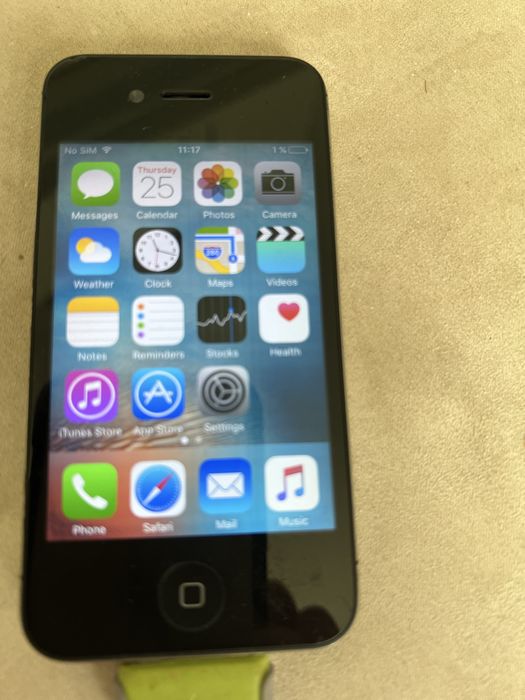 Oferta azi iphone 4s 16 gb original fara icloud liber de retea