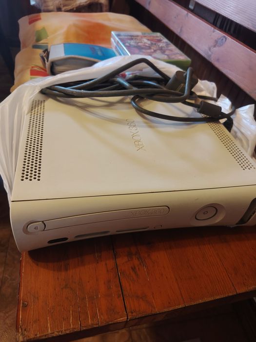 Xbox360 с много игри