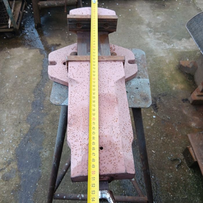 Menghina cu masă rotativă