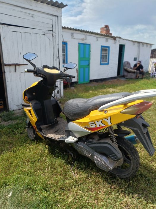 Скутер скай педа R5