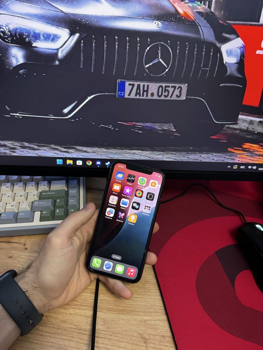 Продам Iphone 11 pro