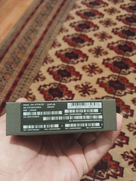 Продам Самсунг S25 fe