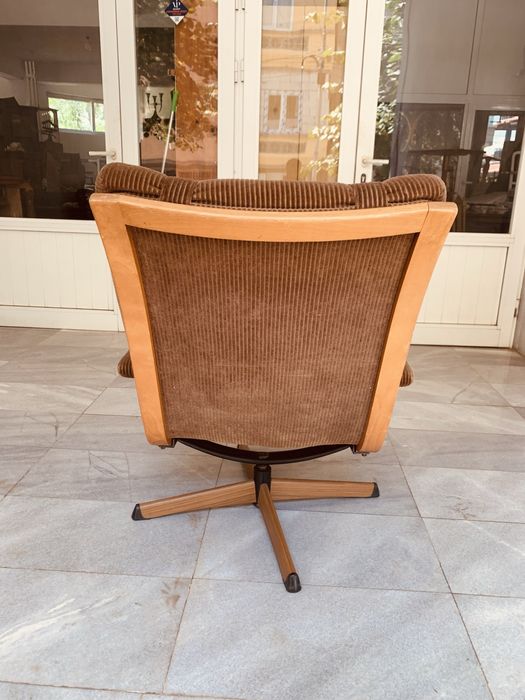 Оригинален шведски въртящ се стол в стил Остин Пауърс пт 60-те