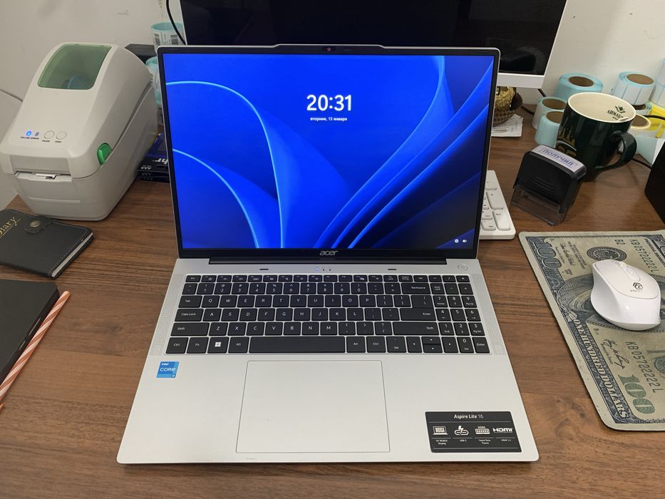 Noutbuk Acer Aspire Lite 16" sotiladi yangi. Yaqinda olingan.