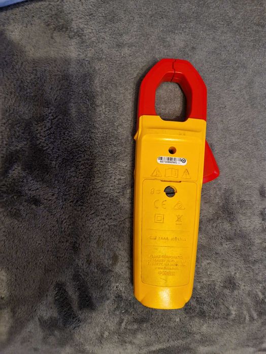 Aparat de masura Fluke