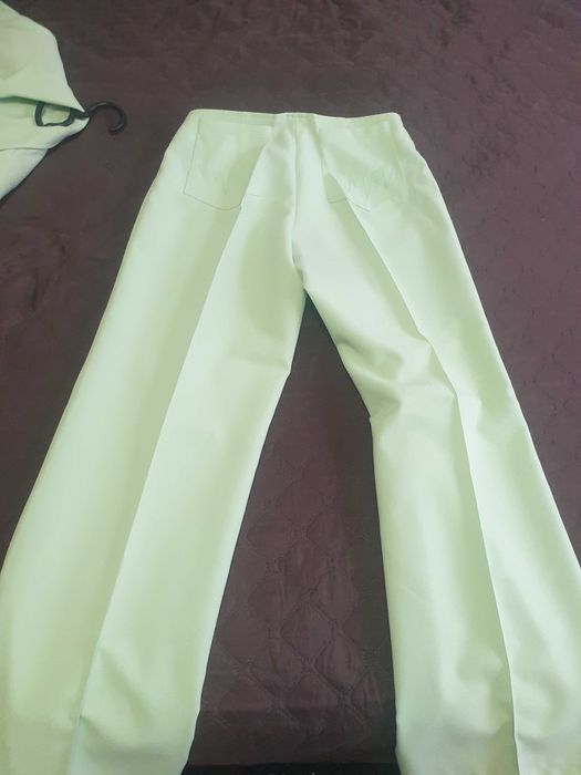 Costume femei moda