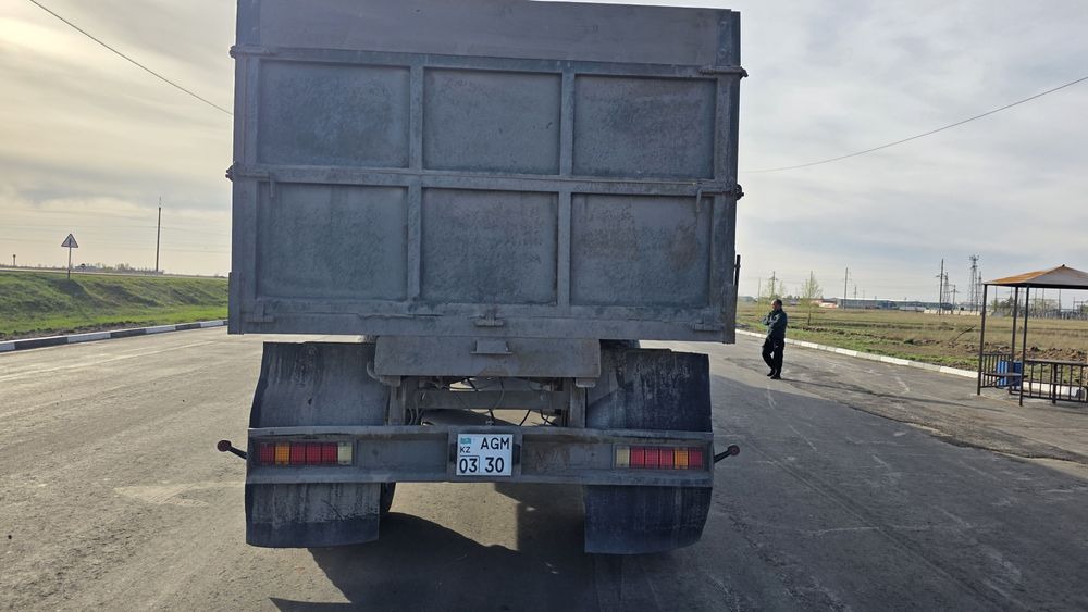 Продам прицеп на ходу