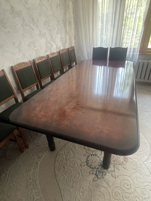 Продается стул со 12 стульями