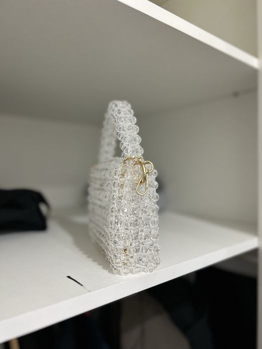 Сумка из бусин белая