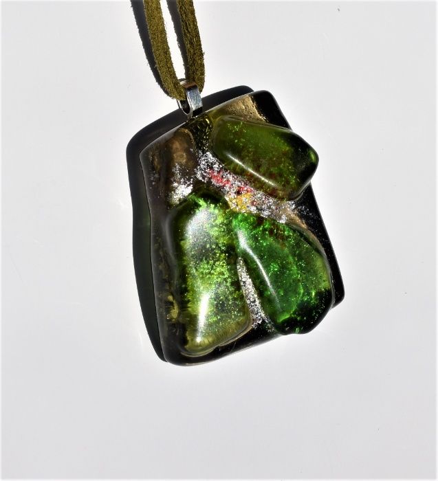 Медальоните са изработени от мурано стъкло. любов .  Красив подарък.