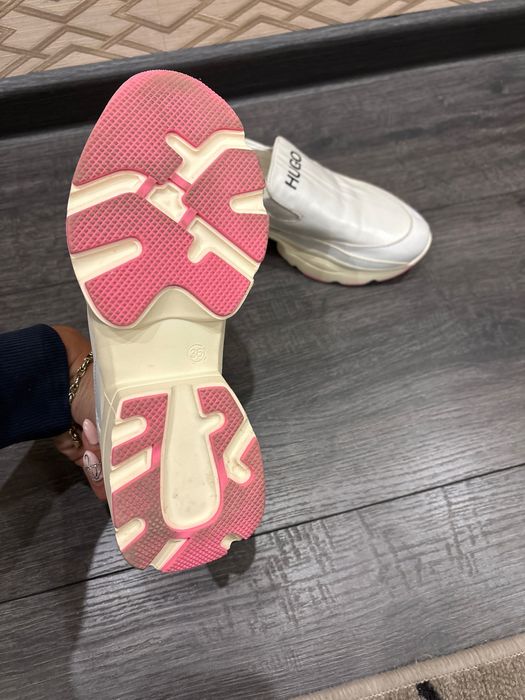 Дамски обувки HUGO