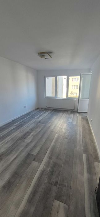Vand apartament 2 camere