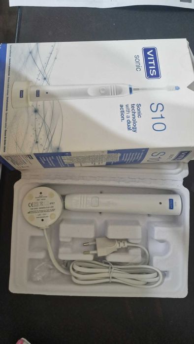 Ел. четка за зъби VITIS S10 + 4 глави