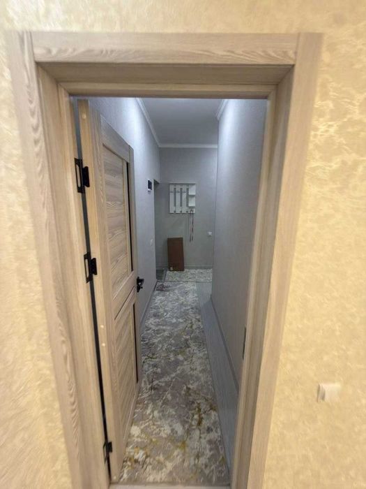 2 хоналик квартира 3 кават кирпичный дом, 6 микр, янги узбекистон