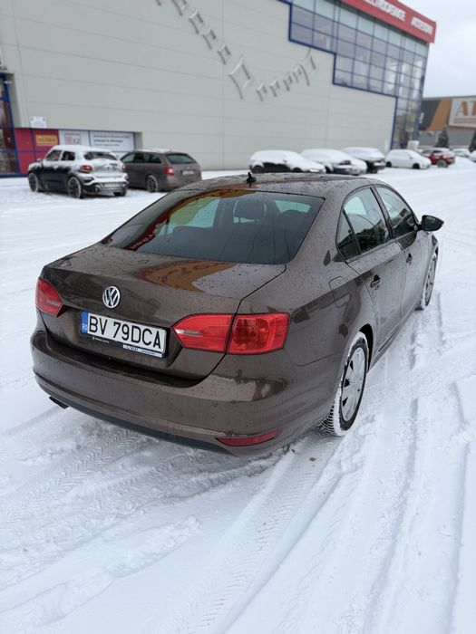 Volkswagen Jetta 2012 2.0 + GPL, automată, cauciucuri 2024
