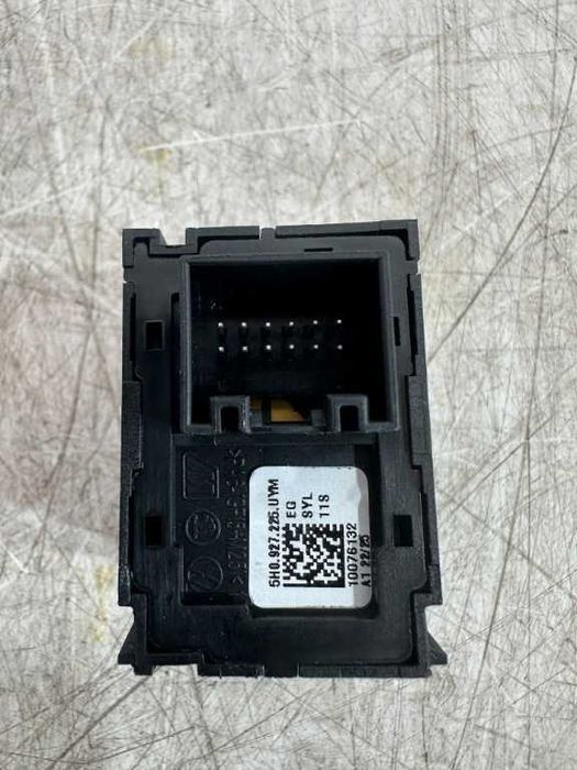 Dezmembrari Buton frana de mana VW Caddy fab 2025 cod piesa 5H0927225