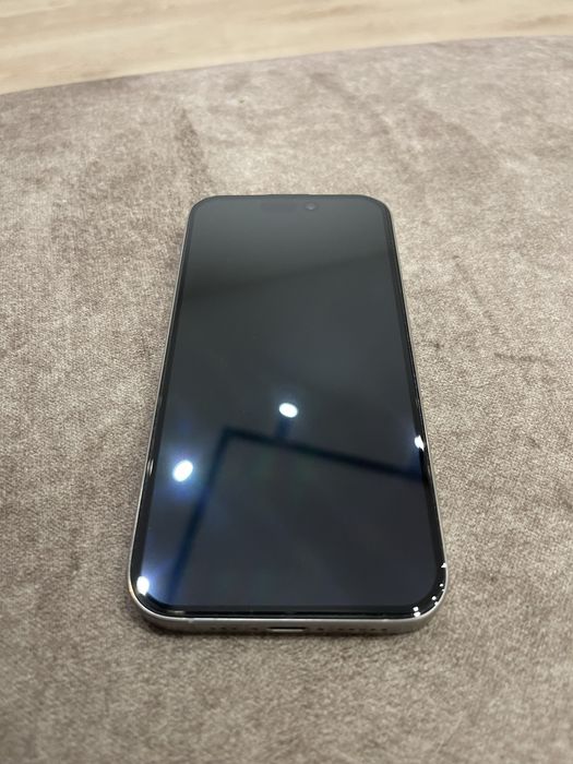Iphone 15 pro titanium